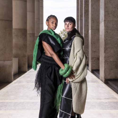 Casa 93 - LookBook de la promo N°5 - Shooting studio et exterieur à l'occasion du défilé au Palais de Tokyo - collection Carjack - 4 Octobre 2022 - Paris